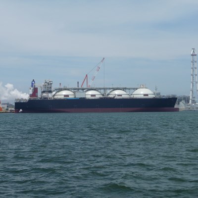 LNG Vessel Image 04